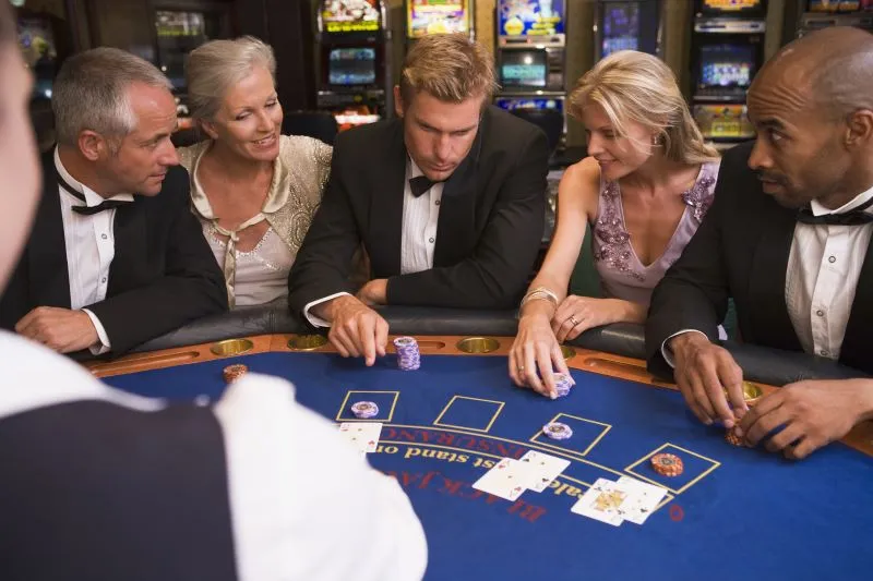 Estrategia básica del blackjack